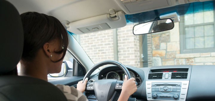 Conduire dès 15 ans, c'est bientôt possible.